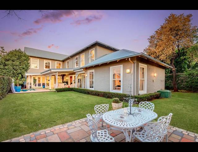 5 BEDROOM HOUSE FOR SALE IN FOURWAYS GARDENS